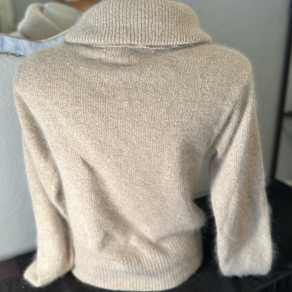 Vintage Women’s IB Diffusion Angora Silk And Wool Sweater Sz Sm - Picture 6 of 7